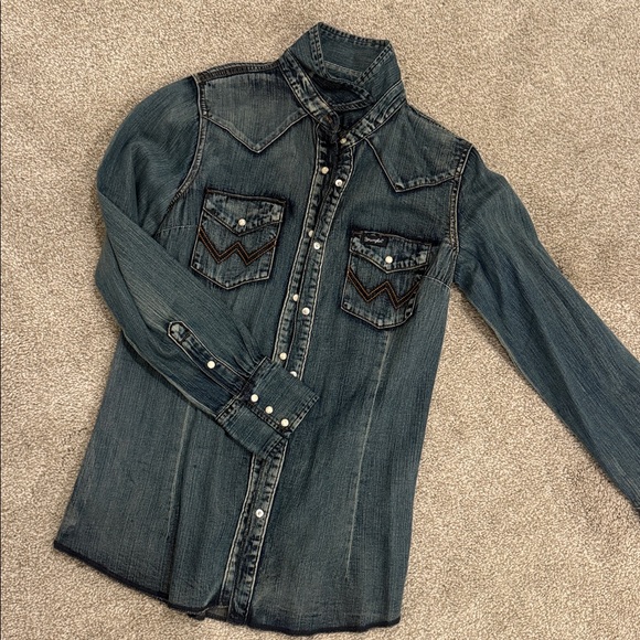 Wrangler Retro Light Blue Denim Shirt - Picture 3 of 4